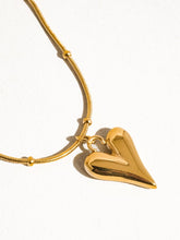 Pendant Heart Necklace